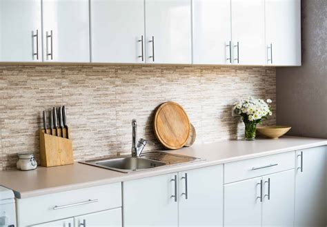 How to Add Handles to Kitchen Cabinets – An Easy Guide